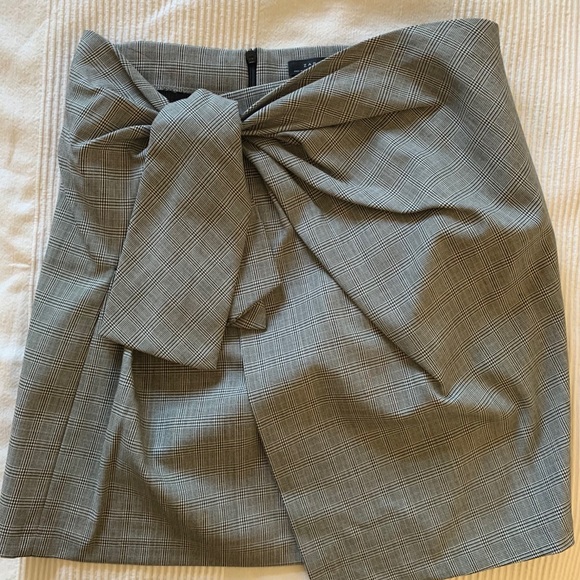 Zara Dresses & Skirts - Zara skirt